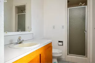 12340 NE Rose Pkwy, Portland, OR 97230 - Photo 20