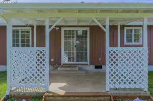 530 Robinhood Ave, Lakeside, OR 97449 - Photo 4