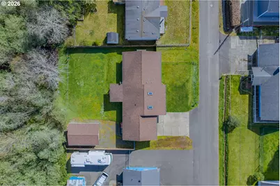 530 Robinhood Ave, Lakeside, OR 97449 - Photo 12