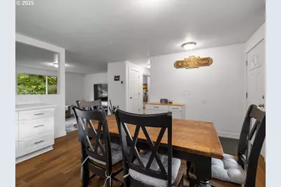 4266 NW Palestine Ave, Albany, OR 97321 - Photo 8