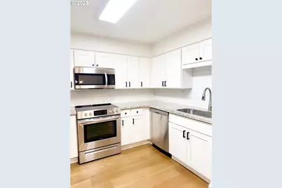 8720 SW Tualatin Rd #315, Tualatin, OR 97062 - Photo 12