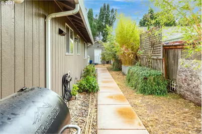 3565 Castrey St, Eugene, OR 97404 - Photo 30