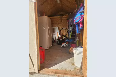 395 NE Oregon Ave, Irrigon, OR 97844 - Photo 32