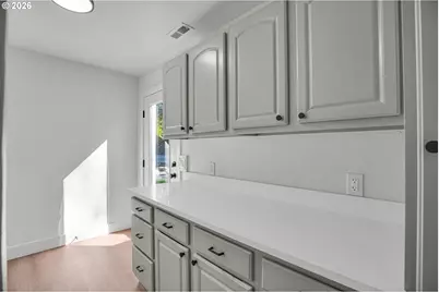 19510 SE Kay St, Milwaukie, OR 97267 - Photo 26