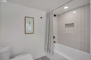 19510 SE Kay St, Milwaukie, OR 97267 - Photo 24