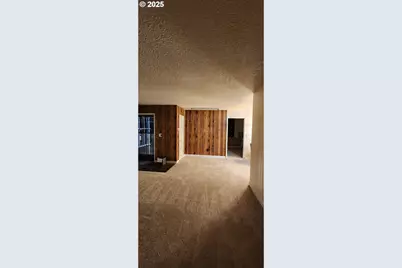 8632 NE Clackamas St, Portland, OR 97220 - Photo 14