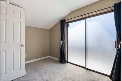 8632 NE Clackamas St, Portland, OR 97220 - Photo 28