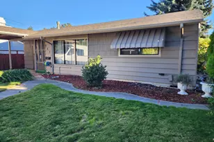 8632 NE Clackamas St, Portland, OR 97220 - Photo 2