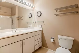 205 S Montgomery St, Portland, OR 97201 - Photo 22