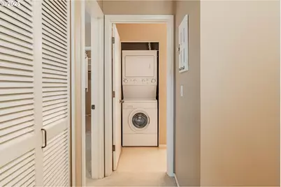 205 S Montgomery St #401B, Portland, OR 97201 - Photo 20