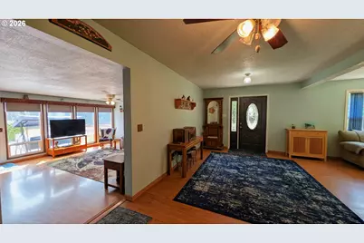 80235 E Hill Rd, Cottage Grove, OR 97424 - Photo 4