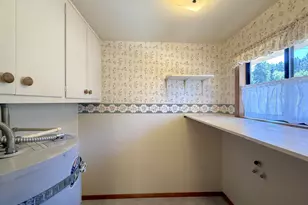 4910 Whiteaker St, Eugene, OR 97405 - Photo 12