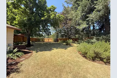 4910 Whiteaker St, Eugene, OR 97405 - Photo 28