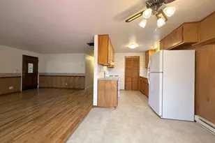 4910 Whiteaker St, Eugene, OR 97405 - Photo 6