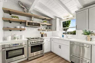 22645 SW Chapman Rd, Sherwood, OR 97140 - Photo 8