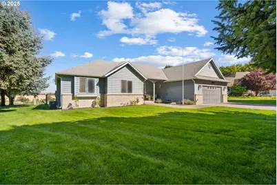 75077 W Oregon Ln, Irrigon, OR 97844 - Photo 2