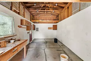 1180 Tideview Terrace, Coos Bay, OR 97420 - Photo 48