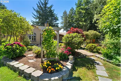 1180 Tideview Ter, Coos Bay, OR 97420 - Photo 8
