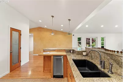 1180 Tideview Ter, Coos Bay, OR 97420 - Photo 32