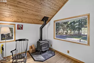 91 Little Mountain Rd, Trout Lake, WA 98650 - Photo 10