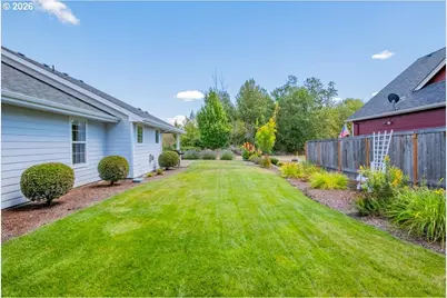 1169 SE Academy St, Dallas, OR 97338 - Photo 36