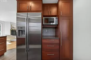 3226 SW Dolph Ct, Portland, OR 97219 - Photo 14