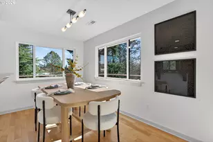 3226 SW Dolph Ct, Portland, OR 97219 - Photo 10