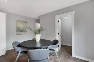 712 12th Ave, Sweet Home, OR 97386 - Photo 10