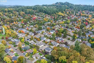 13002 Sierra Vista Dr, Lake Oswego, OR 97035 - Photo 48