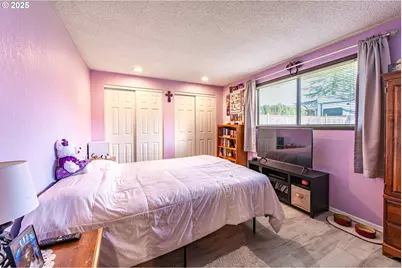 353 71st St, Springfield, OR 97478 - Photo 12