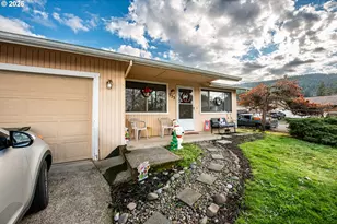 353 71st St, Springfield, OR 97478 - Photo 2