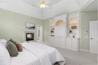 6441 SW Santa Monica Ct, Portland, OR 97221 - Photo 28