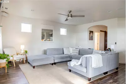 1816 W 4th Ave, Junction City, OR 97448 - Photo 8