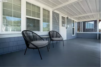259 4th Ave, Seaside, OR 97138 - Photo 4
