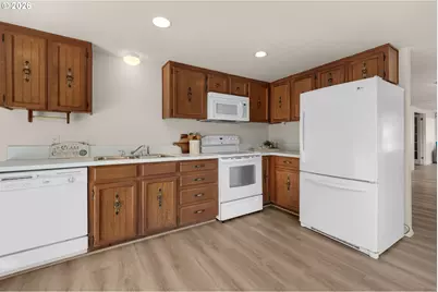 259 4th Ave, Seaside, OR 97138 - Photo 30