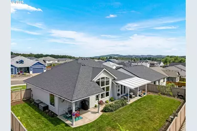 493 NW Crater Lake Dr, Dallas, OR 97338 - Photo 4