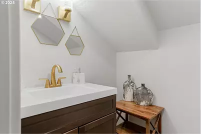 493 NW Crater Lake Dr, Dallas, OR 97338 - Photo 46