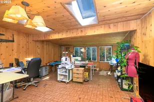 1931 Oak St, North Bend, OR 97459 - Photo 20