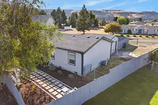 2201 Terra Lea Ct, La Grande, OR 97850 - Photo 6