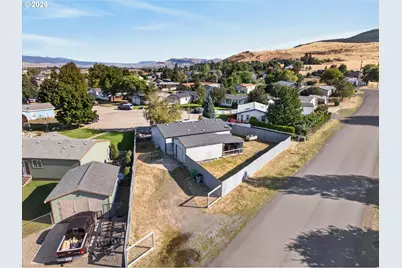 2201 Terra Lea Ct, La Grande, OR 97850 - Photo 8