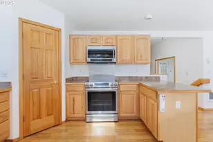 1001 NW Pacific Way, Waldport, OR 97394 - Photo 8