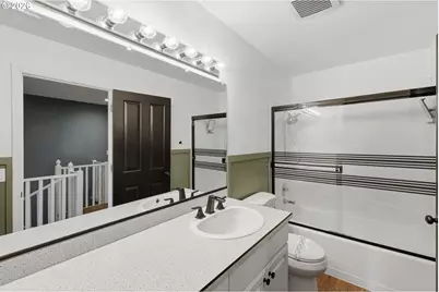 12054 N Jantzen Beach Ave, Portland, OR 97217 - Photo 20