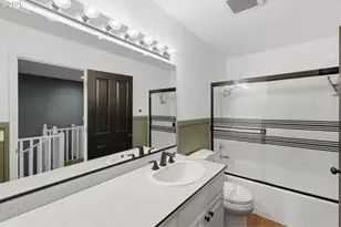 12054 N Jantzen Beach Ave, Portland, OR 97217 - Photo 20