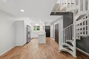 12054 N Jantzen Beach Ave, Portland, OR 97217 - Photo 12