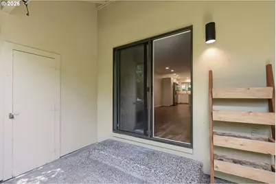 12054 N Jantzen Beach Ave, Portland, OR 97217 - Photo 38