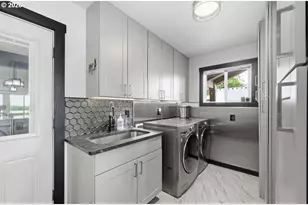 33192 Wilkins Rd, Eugene, OR 97408 - Photo 14