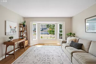 12540 SW Glacier Lily Cir, Tigard, OR 97223 - Photo 6