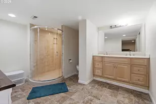 810 E 16th St, The Dalles, OR 97058 - Photo 26