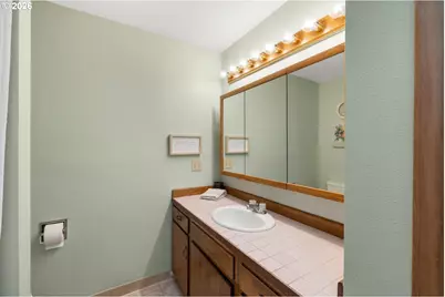 9704 Silver Star Ave, Vancouver, WA 98664 - Photo 24