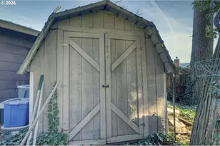 255 I St, Columbia City, OR 97018 - Photo 26